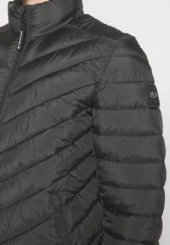 Tom Tailor Light Weight- Jas - Black -Syntia Delaney 0c22c25557a14b1e8e6d4d16ea0b7a44