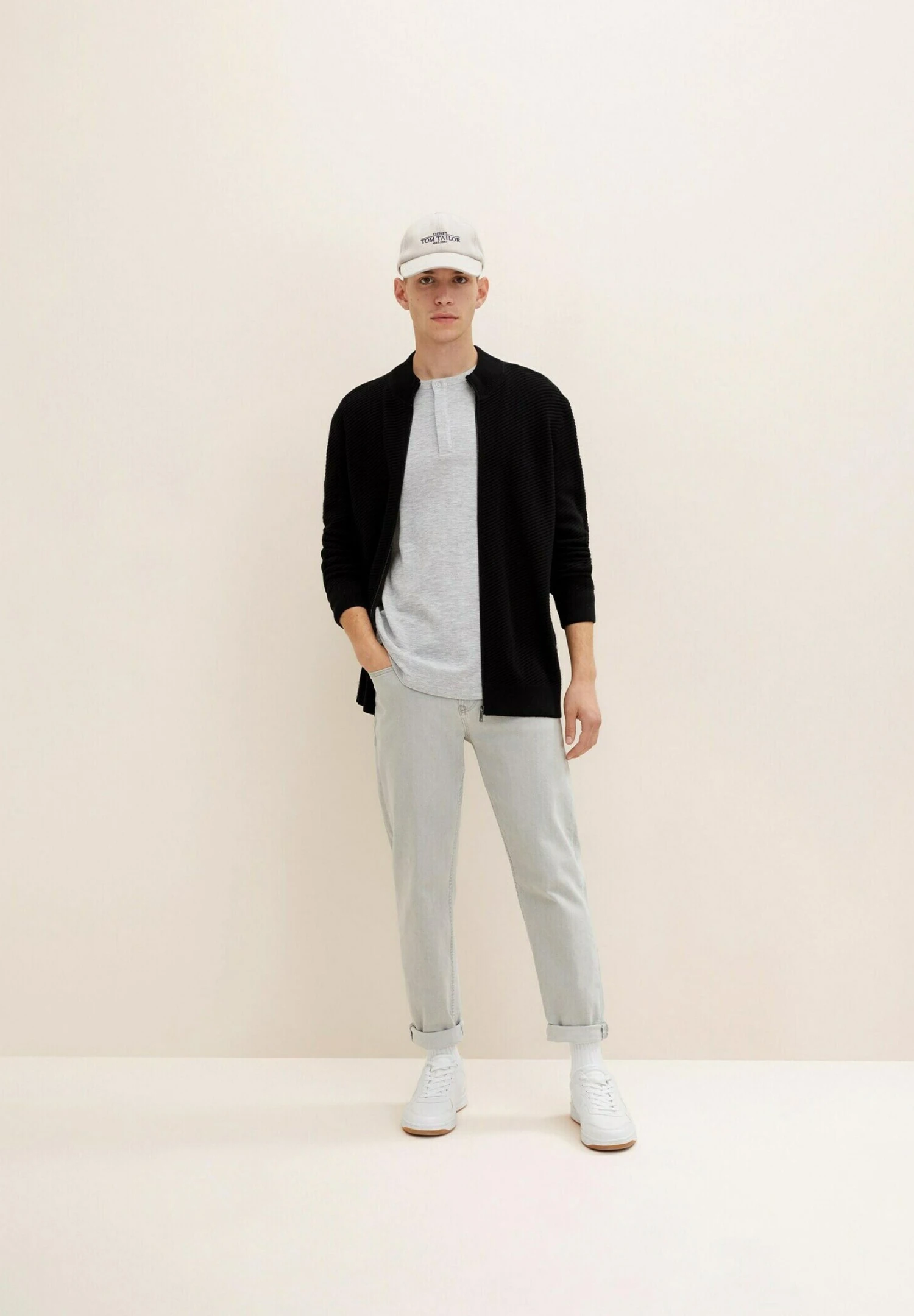 TOM TAILOR Denim Geometric Structured - Vest - Anthracite Gray 4 TOM TAILOR Denim Geometric Structured - Vest - Anthracite Gray - Afbeelding 2