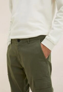 Tom Tailor Regular Fit Mit Aufgesetzten- Cargobroek - Deep Forest Green -Syntia Delaney 1dd323c5eadf4c8d9810883a26775930