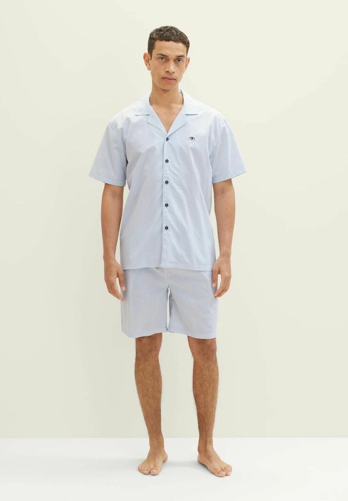 Tom Tailor Gestreifter Kurz Set - Pyjama - Blue Light Stripe 4 Tom Tailor Gestreifter Kurz Set - Pyjama - Blue Light Stripe - Afbeelding 2