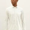 Tom Tailor Mit Allover-Print  - Overhemd - Beige Minimal Wording Design -Syntia Delaney 233462ed05be41e6ad884568ff34ea3d