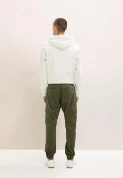 Tom Tailor Regular Fit Mit Aufgesetzten- Cargobroek - Deep Forest Green -Syntia Delaney 2385d7b0464f4ddf8428054f43dd6f38