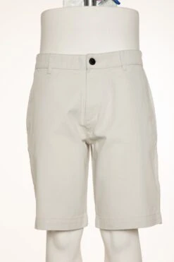 TOM TAILOR Denim Regular- Shorts - White Sand -Syntia Delaney 25ca6907117a4ff690aa42bc9307bfcc