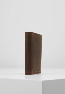 Tom Tailor Portemonnaie Ron - Portemonnee - Brown -Syntia Delaney 3432a9cc07254e9db0180e92256a1bcb