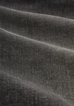 TOM TAILOR Denim Jeansshort - Used Mid Stone Grey Denim 19 TOM TAILOR Denim Jeansshort - Used Mid Stone Grey Denim -Syntia Delaney 3d58c408b23c45978c581a899c04a76d