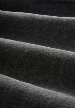 Tom Tailor Josh - Jeansshort - Used Dark Stone Grey Denim -Syntia Delaney 49c38f50657d40f983b2ddfb845744ed