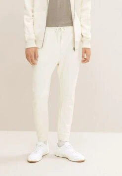 TOM TAILOR Denim Trainingsbroek - Soft Light Beige 19 TOM TAILOR Denim Trainingsbroek - Soft Light Beige -Syntia Delaney 562833b2baca49eabf2cb2ee6873cd37