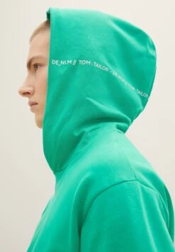 TOM TAILOR Denim Mit Print - Hoodie - Fresh Peppermint 12 TOM TAILOR Denim Mit Print - Hoodie - Fresh Peppermint -Syntia Delaney 5ca878a58f214e438c34335a3c60b6e3