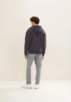 TOM TAILOR Denim Mit Logo-Detail - Sweater Met Rits - Coal Grey -Syntia Delaney 733900681bf246a58560e1ba22bc3e17