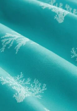 TOM TAILOR Denim Mit Allover-Print - Zwemshorts - Green White Big Coral Print -Syntia Delaney 76ebd273e14340efaac51af344a26eca