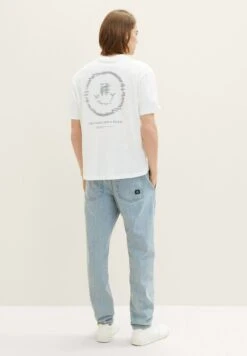 TOM TAILOR Denim Relaxed Fit Jeans - Clean Bleached Blue Denim -Syntia Delaney 77671ddaf5644cf998f5d1b8b5081f54