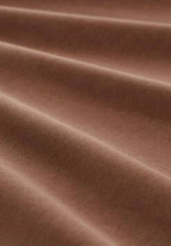 TOM TAILOR Denim Mit Logo Print  - Sweater - Light Wood Brown -Syntia Delaney 8112c39c3c8c4e5a8216be47be4a82cb