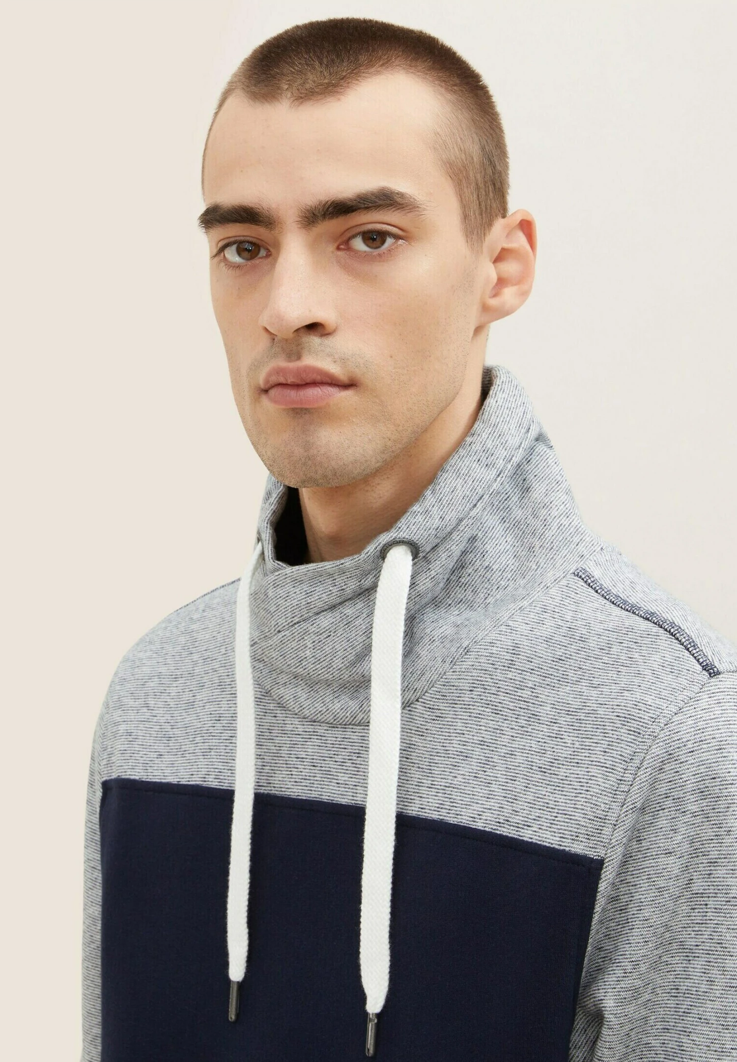 Tom Tailor Mit Colour-Blocking - Sweater - Navy Base Yarn Dye Stripe 6 Tom Tailor Mit Colour-Blocking - Sweater - Navy Base Yarn Dye Stripe - Afbeelding 4