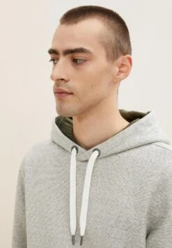 Tom Tailor Mit Kängurutasche - Hoodie - Forest Green White Finestripe -Syntia Delaney 9dd37437dd0f42d186fb6dcf574fa274