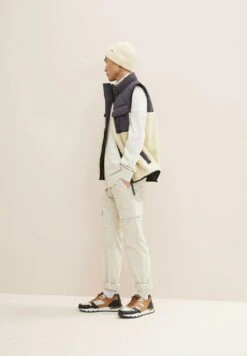 Tom Tailor Basic   - Muts - Nice Off White Melange -Syntia Delaney ad0c256ad67146bb9d974f05ba41c352