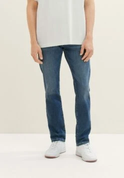 Tom Tailor Josh - Straight Leg Jeans - Mid Stone Wash Denim -Syntia Delaney b033e98e113d4cba89329bcaa910a2c1