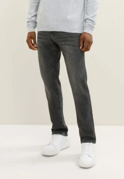 Tom Tailor Josh - Straight Leg Jeans - Stone Grey Denim -Syntia Delaney b624b4fc283343ad9085f3ef66649593