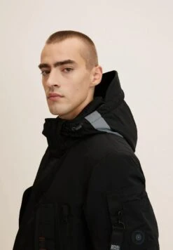 Tom Tailor Mit Kapuze  - Parka - Black -Syntia Delaney b7435c6b1b8d4d54a02851a2c461a342