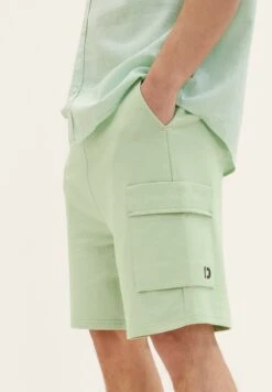 TOM TAILOR Denim Shorts - Placid Green -Syntia Delaney c35c2882f5904f4cba64b47134d0d812
