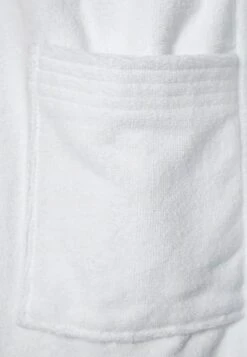 Tom Tailor Basic Velours - Badjas - Weiß -Syntia Delaney cd9ccc32452e4f9a97fc268560672889