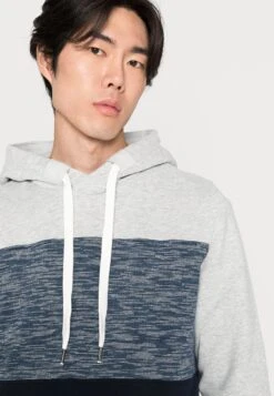 Tom Tailor Hoodie - Sky Captain Blue -Syntia Delaney ceab5050e8d04e649bce35832a2933e1