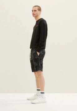 TOM TAILOR Denim Gemusterte Bermuda - Shorts - Black Tonal Leaf Lines Print -Syntia Delaney d01beb415c27428baaaea2c810d7eb70