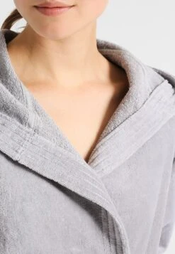 Tom Tailor Basic Velours - Badjas - Grau -Syntia Delaney d607b957a3864e1eac3bf697888b9ec1