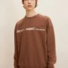 TOM TAILOR Denim Mit Logo Print - Sweater - Light Wood Brown 1 TOM TAILOR Denim Mit Logo Print - Sweater - Light Wood Brown -Syntia Delaney ea4e55875a9b4c76a00a15ea0b062954
