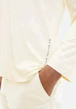 Tom Tailor Serafino With Chestpocket - Longsleeve - Vintage Beige -Syntia Delaney eccf5c813b194e3ea2620ef7ce231eaf