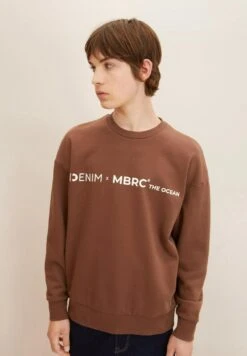 TOM TAILOR Denim Mit Logo Print  - Sweater - Light Wood Brown -Syntia Delaney ed5979606912428da70cde5ace0cce7b