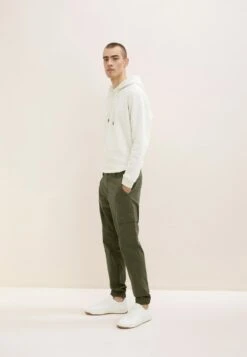 Tom Tailor Regular Fit Mit Aufgesetzten- Cargobroek - Deep Forest Green -Syntia Delaney f3ee4c9dd91c4904861e6fd07b2dba62